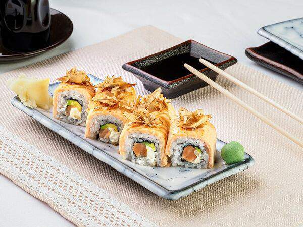 Grillage - Ролл запеченный лосось