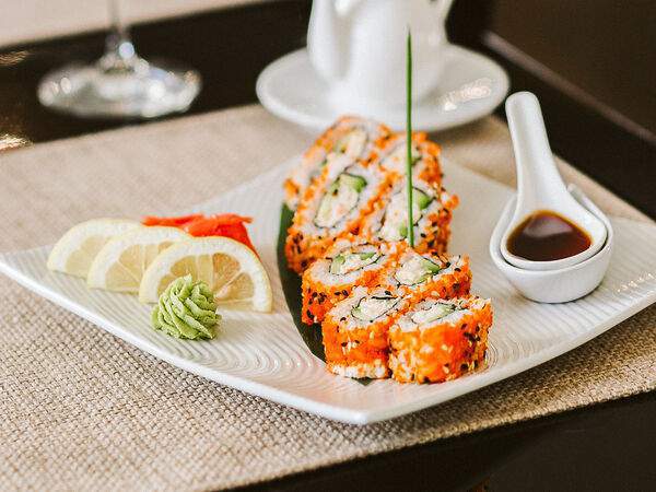 Fiolet - Ролл Калифорния с камчатским крабом