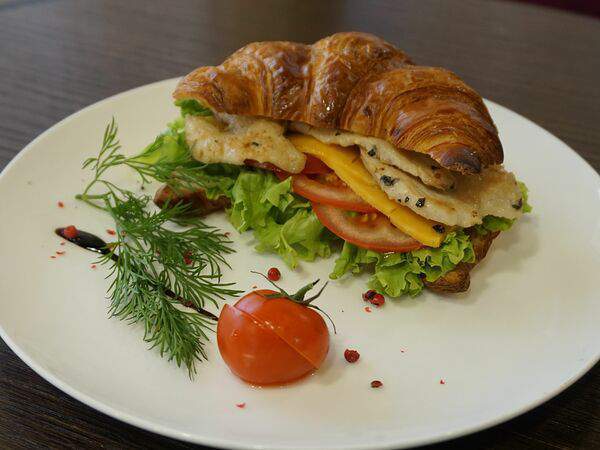 Семейное - Круассан с курицей