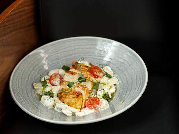 ЛайкиПарк - Ньокки с куриной грудкой гриль