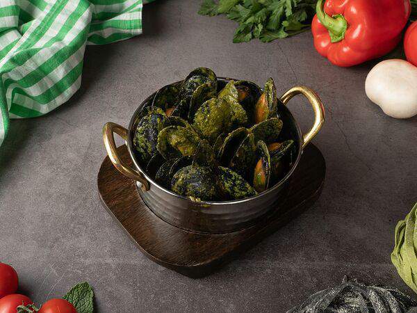 Caffe47 - Мидии с песто