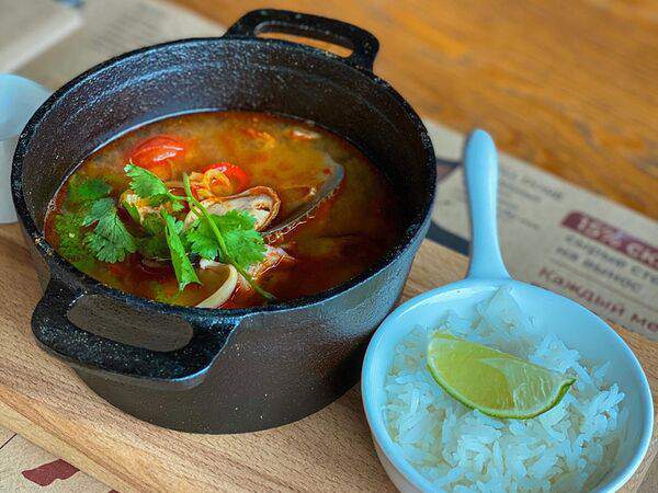 Мясо и вино - Суп Том ям Тхале