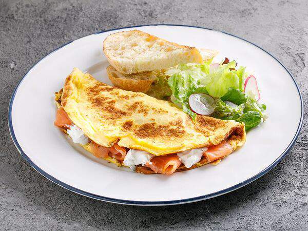 Стейк By Steak - Омлет с лососем и крем-чиз