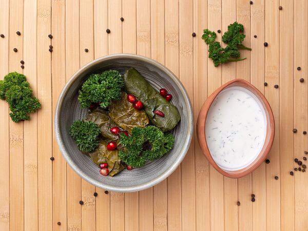 Хачапурия - Долма со сметаной зеленью