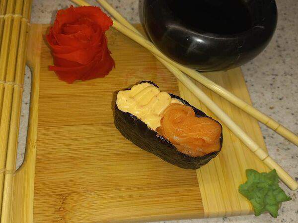 Скушай Суши - Гункан Спайс Сяке