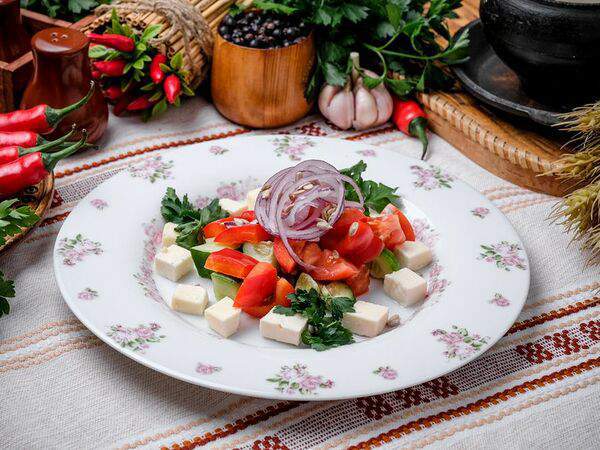 Корчма Веселая кума - Салат Закарпатский