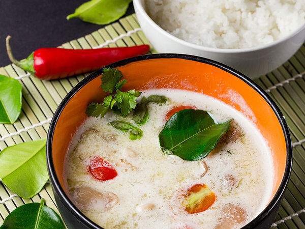 Kimchi Chicken - Суп Том Кха тайский