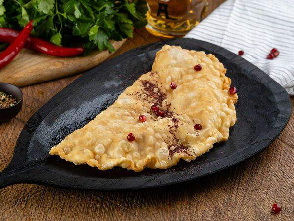 Агонь BBQ Ratskeller - Чебурек с бараниной