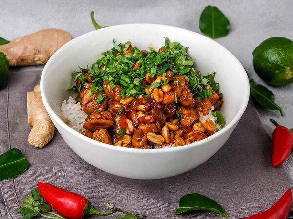 Kung Pho - Цыпленок с арахисом