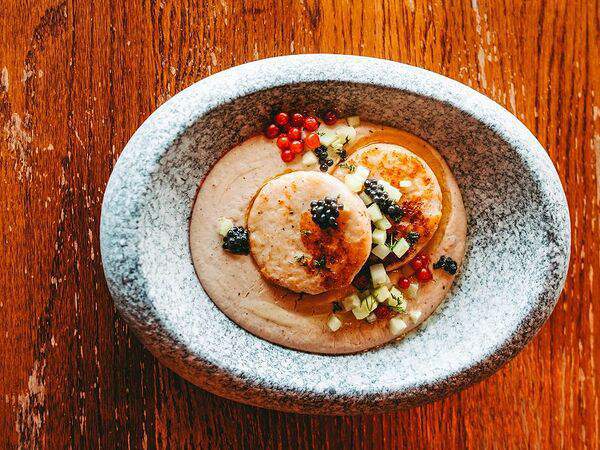 Novo. Ресторан современной русской кухни - Щучьи котлетки на пюре из цветной капусты