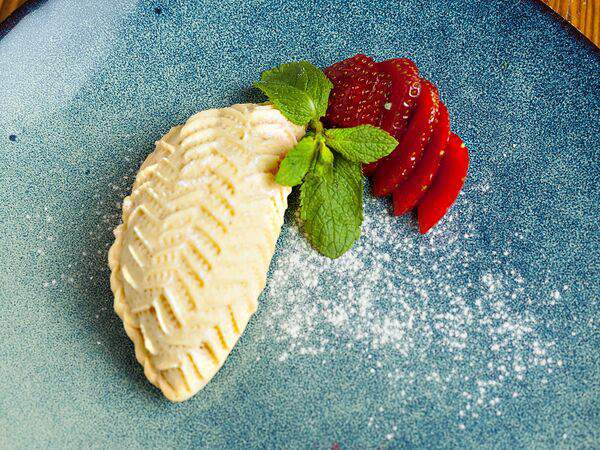 Трапеза - Шекербура