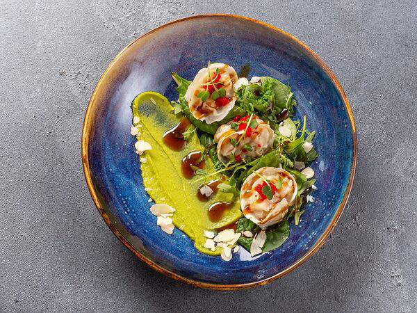 Goya - Вонтоны с лососем спайс