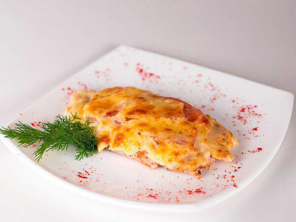 Good обед - Куриное филе под сырной шапкой