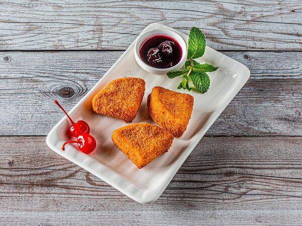 Ресторан Емеля - Камамбер жаренный