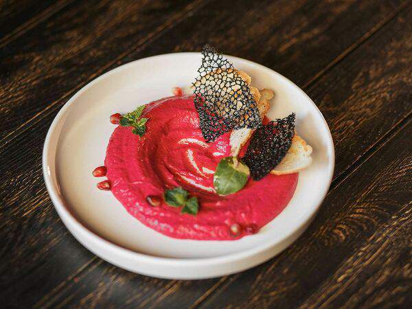 Инжир - Хумус из свеклы с чечевицей