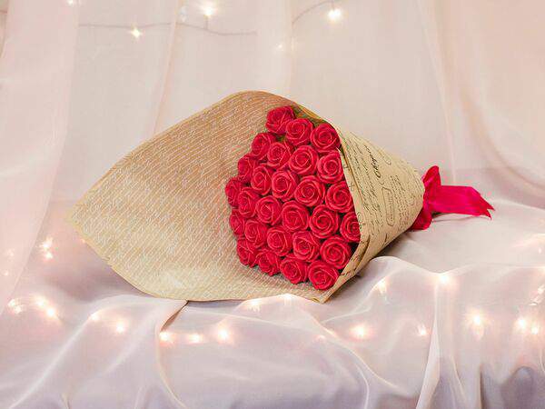 F.Lovers - Монобукет 27 роз