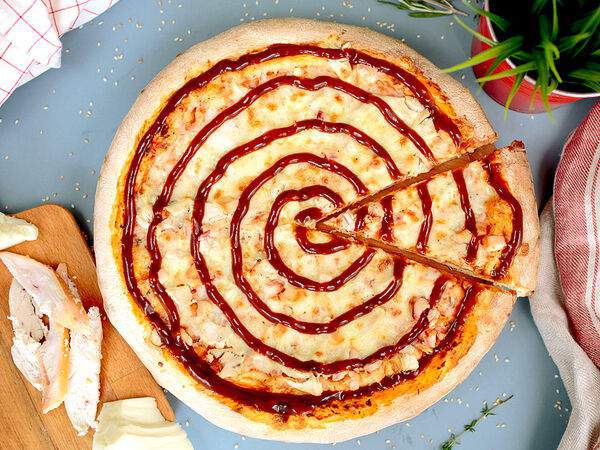 Василий - Американская пицца Куриная Барбекю