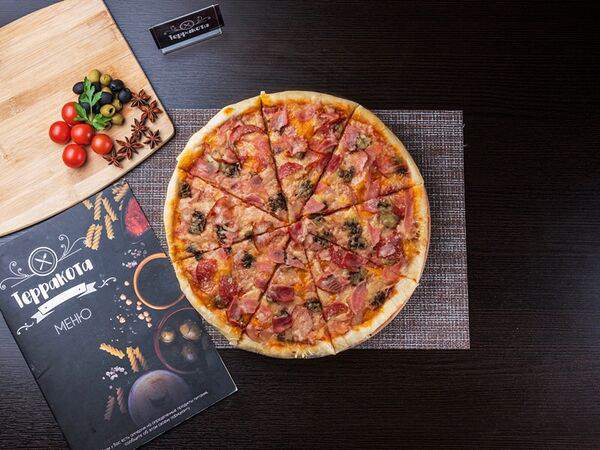 Кафе Терракота - Пицца Четыре сезона