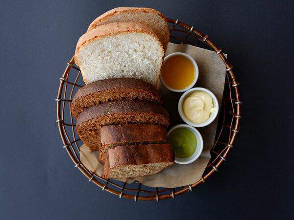 Мясной ресторан Скотина - Хлебная корзина