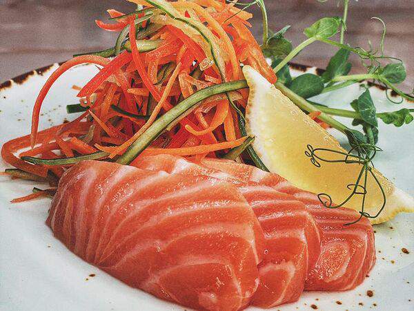 Chocolate lounge cafe - Сашими из лосося