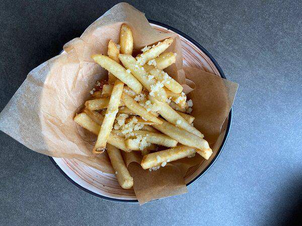 Бутер - Картофель фри с трюфельным маслом и Пармезаном