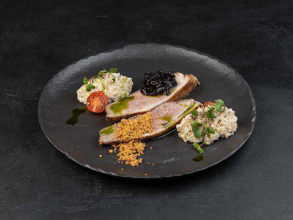 Театральный буфетъ - Запеченая утиная грудка с полбой и кортом