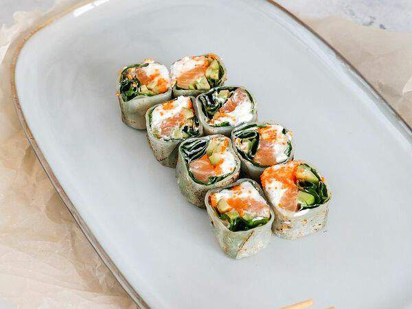 Poke Poke - Ролл без риса со свежим лососем