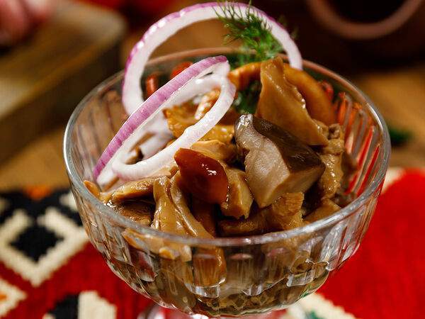 Мангал & гриль - Ассорти из маринованных грибов