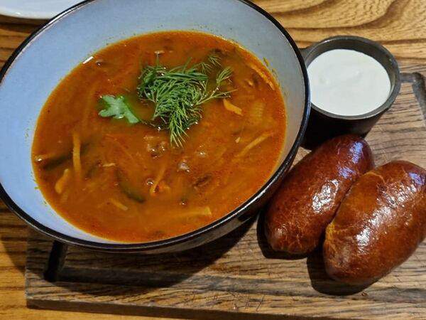 Кафе-пекарня Поль Бейкери - Суп Солянка мясная