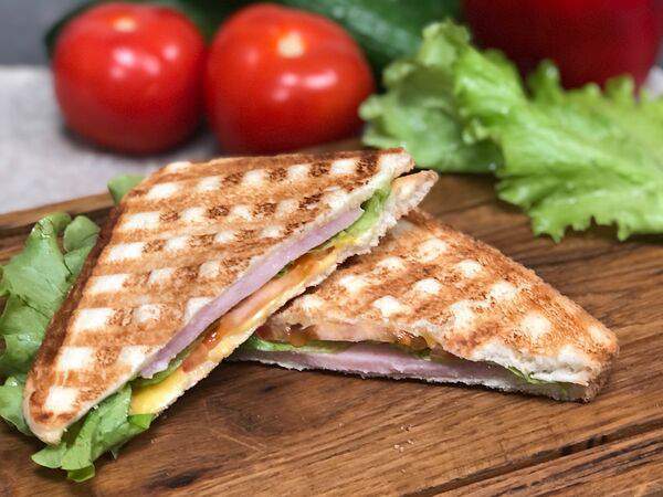 Чито гврито - Сэндвич с ветчиной и сыром