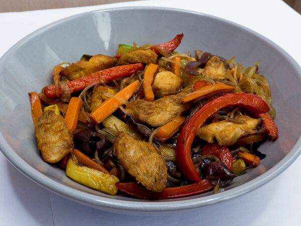 Good Wok - Фунчоза с курицей