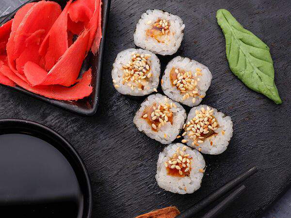 Суши кот - Ролл с угрем