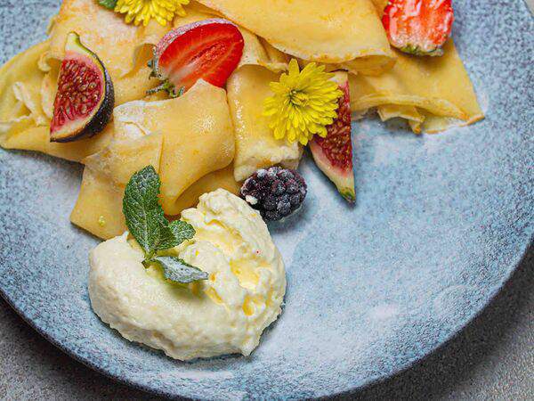 Andys - Блины с сезонными фруктами и ягодами