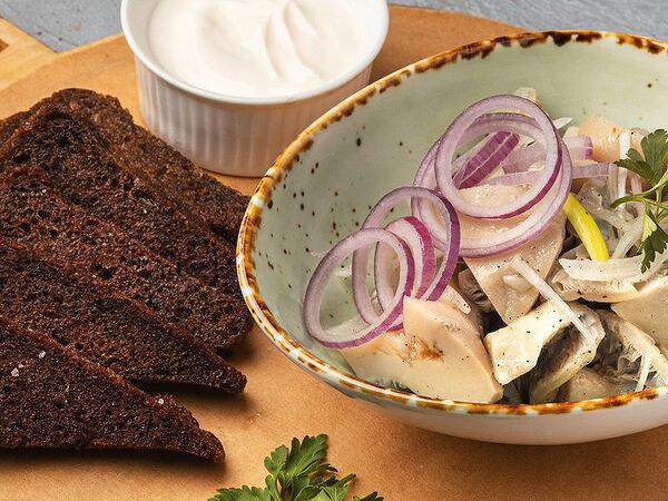 Plovlounge - Грузди со сметаной