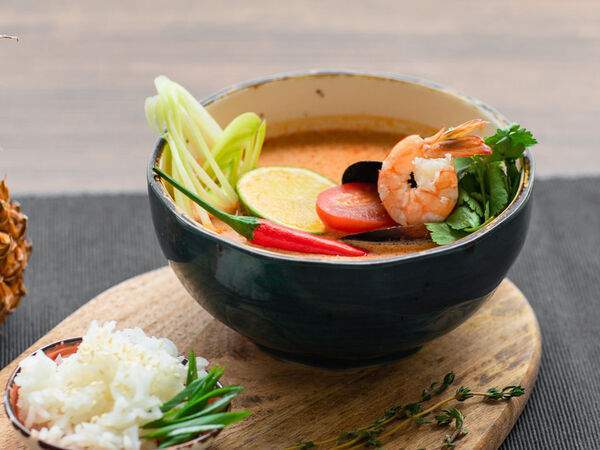 Sushi House - Суп Том Ям с морепродуктами