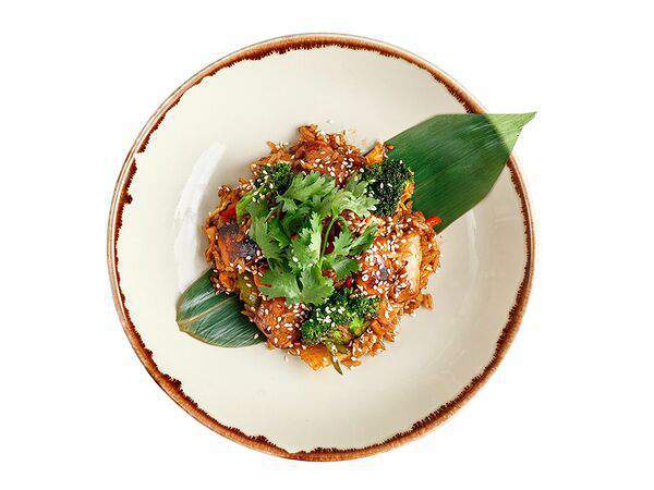 Меконг - Рис с Цыпленком, арахисом в томатно-медовом соусе