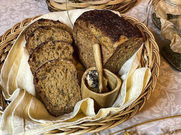 Васнецовъ - Хлеб собственной пекарни