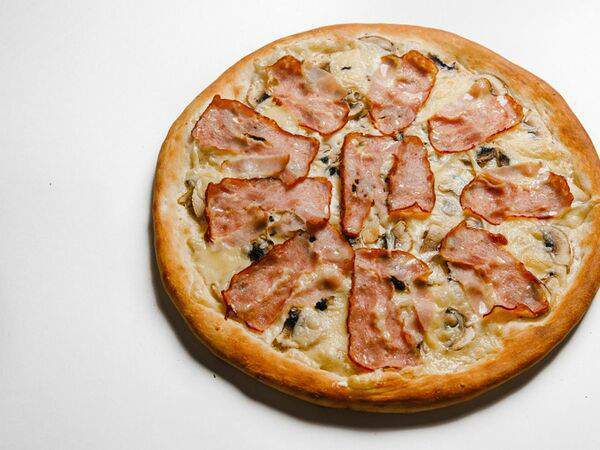 Граф Быстров - Пицца Сливочный бекон