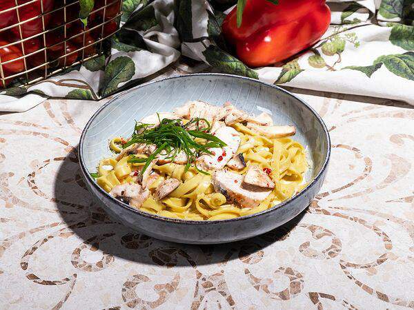 Перчини - Тальятелле с курицей и грибами