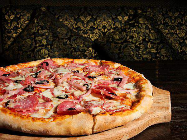 Трибуна - Пицца Мясная