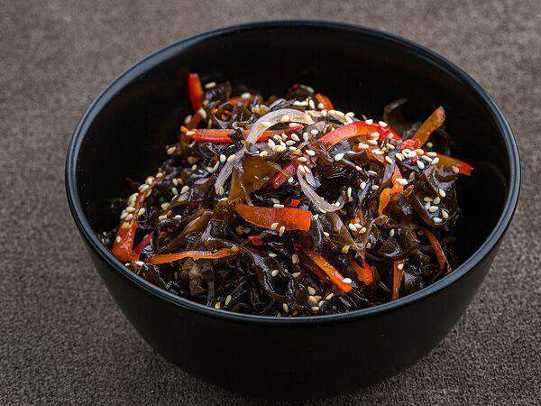 Халасё - Салат с грибами муэр