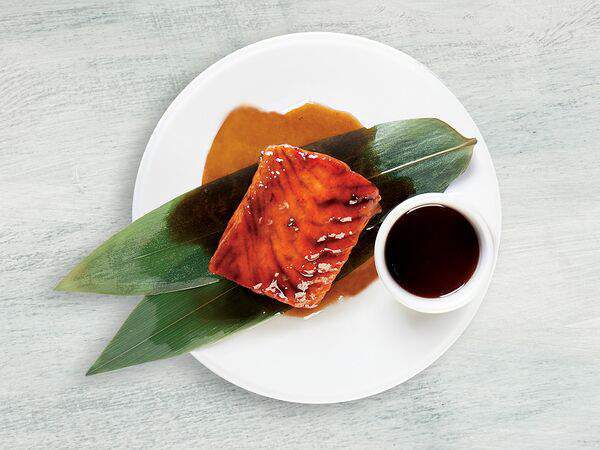 Суши сан - Лосось в фирменном соусе