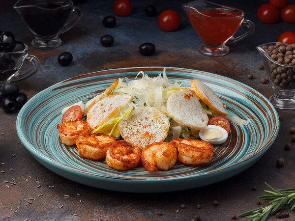 Blackwood - Салат Цезарь с тигровыми креветками