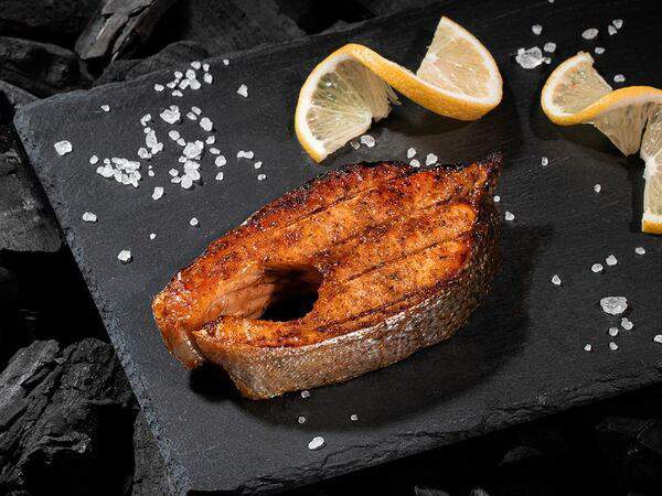 Везем шашлык - Стейк семги на углях