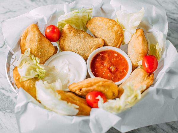 Городское кафе Дружба - Фирменные мини-чебуречки