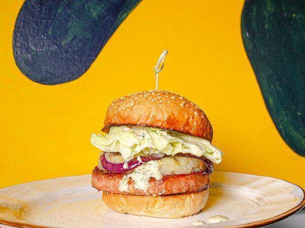 Vegan Day - Бургер с ананасом