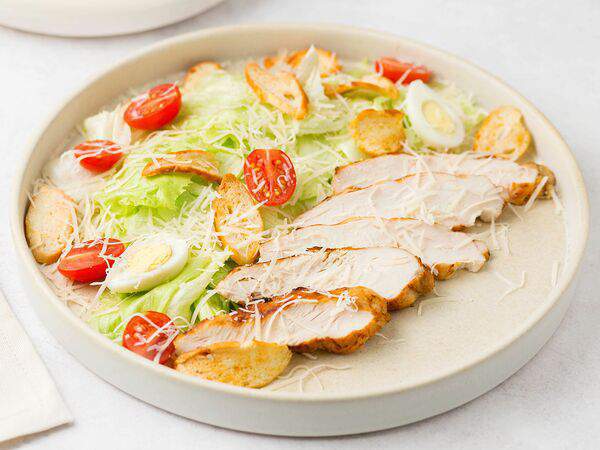 Доставкин - Салат Цезарь с курицей