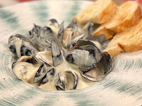 Pulcinella - Соте из мидий в соусе Blue Cheese