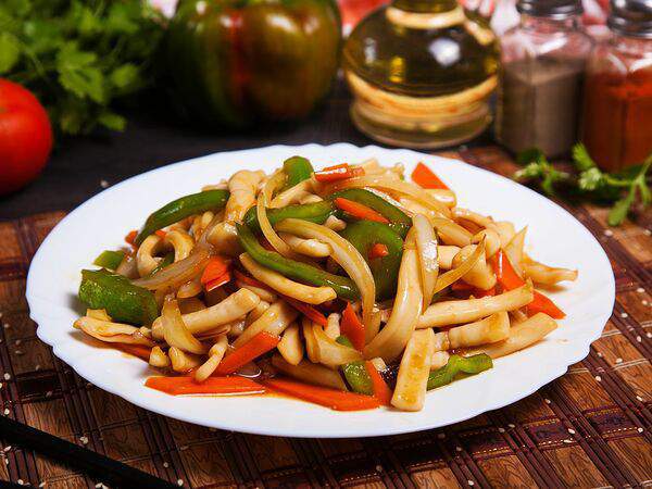 Кунгфу Панда - Тушеный кальмар с овощами