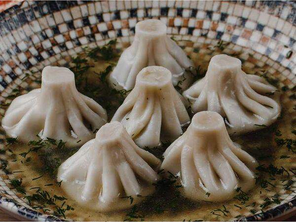 Дэда - Мини Хинкали с грибами и куриным бульоном